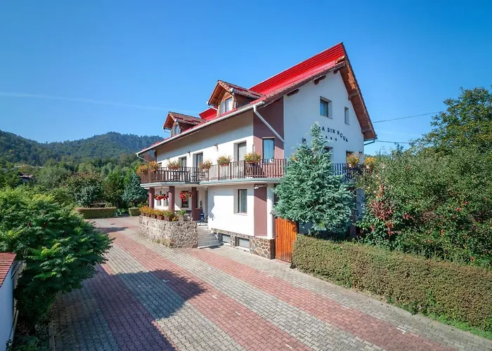Casa Din Noua